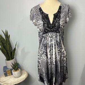 Unity World Wear Women's Black And White Dress Size Medium